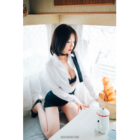 Loozy_Ye-Eun-Officegirl's Vol.2_23-PWvbzGDJ.jpg